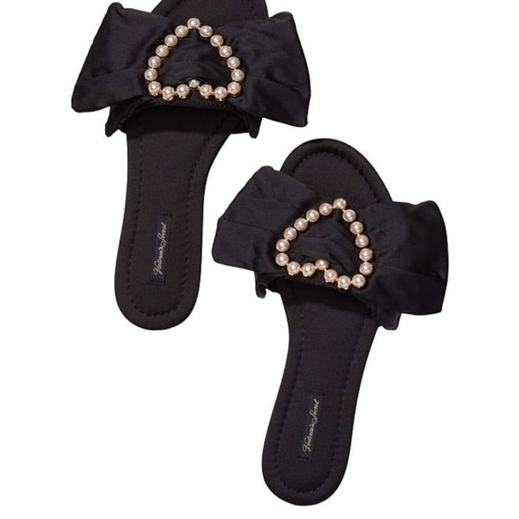 Victoria's Secret Shoes - Victoria secret Slide size Medium NWT